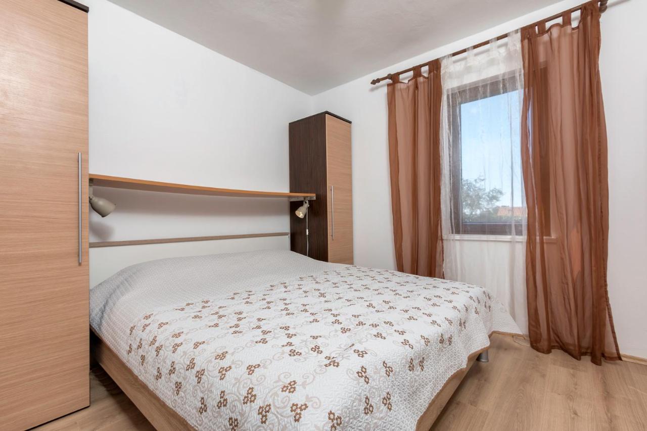 Apartments Mandic Pula Extérieur photo