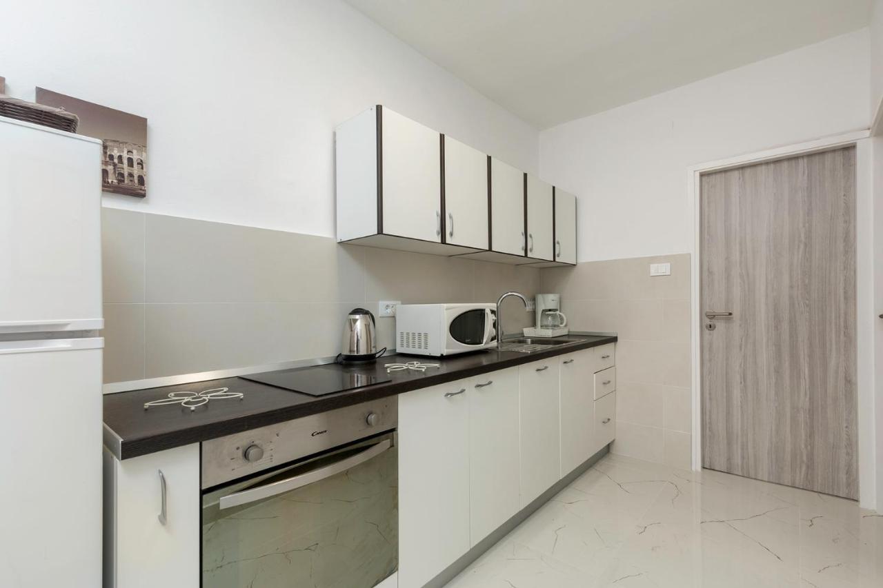 Apartments Mandic Pula Extérieur photo